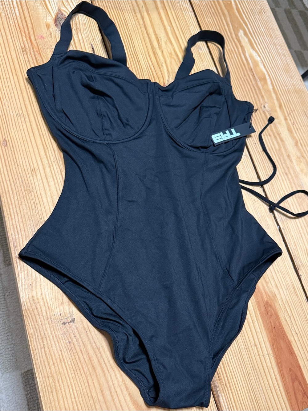NWT  $175 TA3 XL REGULAR LONG HI CUP STYLE LIFTY